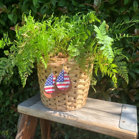 American Flag Faux Leather Earrings - Picture 2 of 4